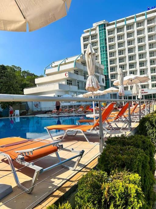 Berlin Golden Beach Romance Golden Sands Exterior photo
